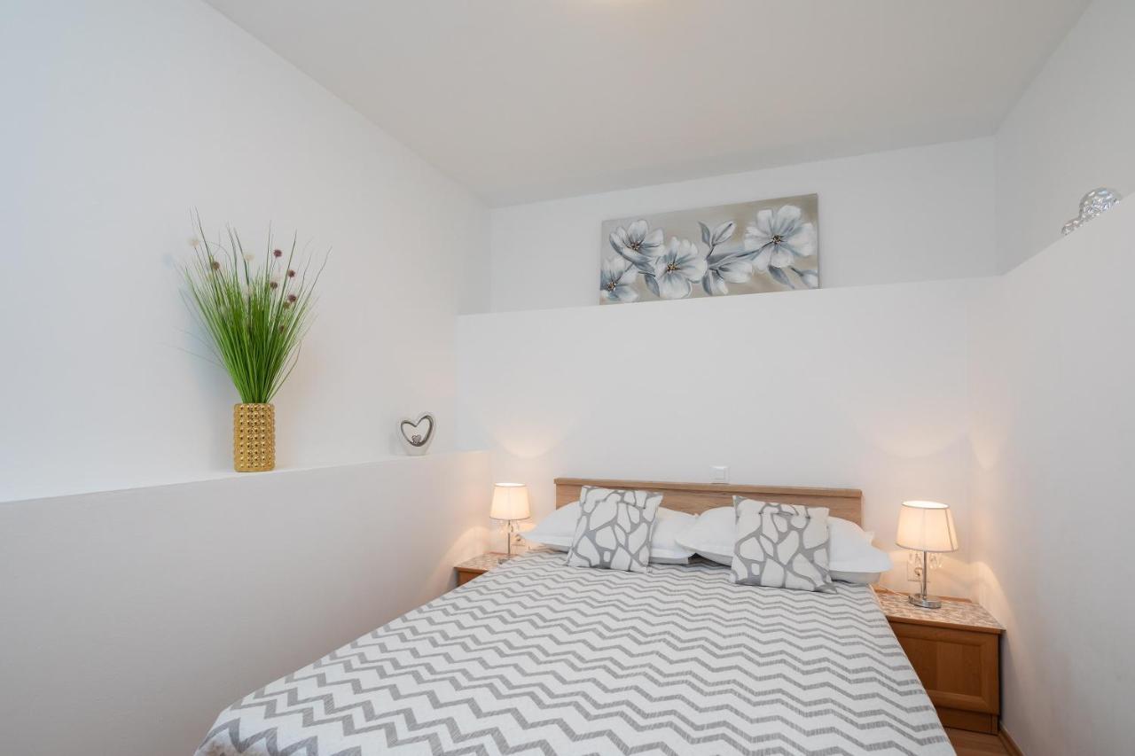 Fba Family Beach Apartments Omiš Zewnętrze zdjęcie